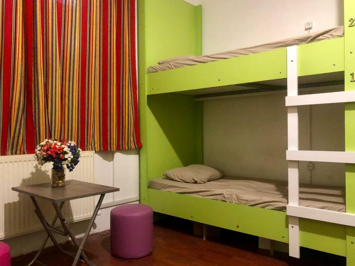 Brobro Hostel Tbilisi Exterior photo